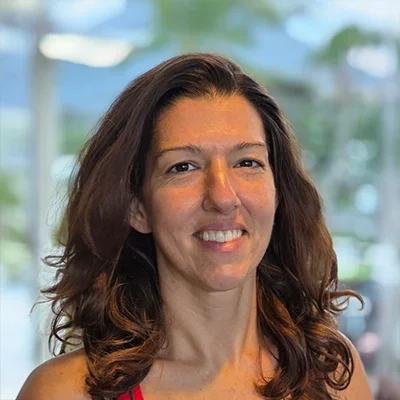 Amanda Provenzano smiling outside.